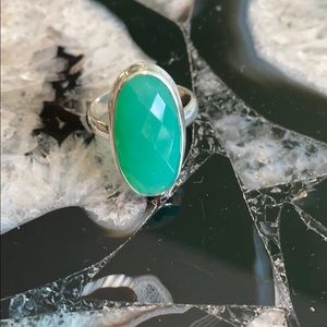 Sterling silver and emerald green stone ring